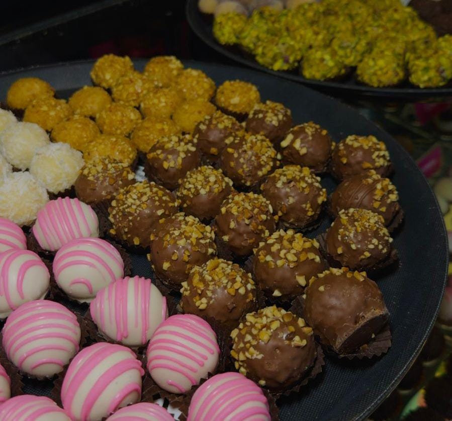 Recorde de 38 brigadeiros desafia participantes de rodízio em Maringá 